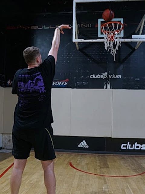 BASKETBOL